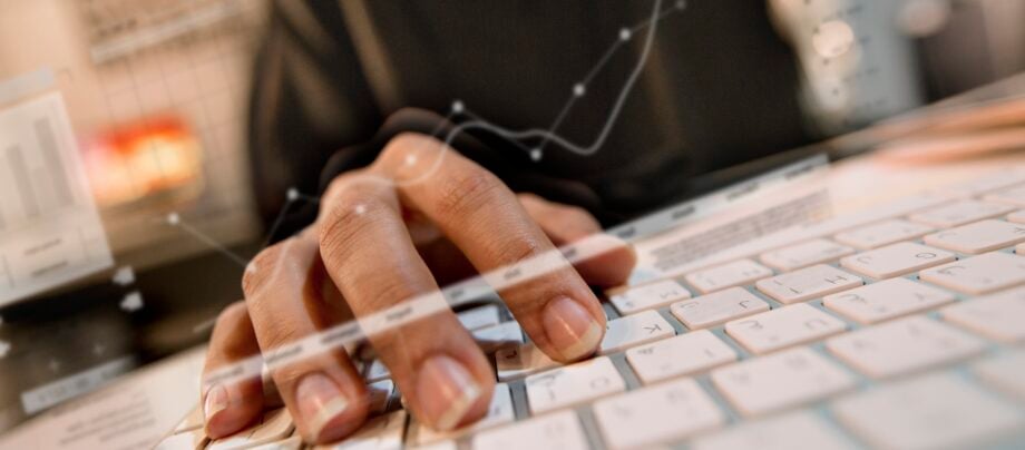 Anthropic mesure Claude Code en dollars de freelance : +27 % en six mois