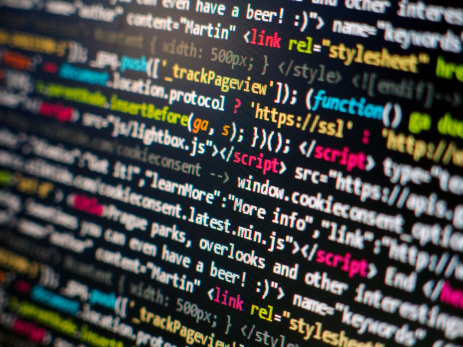 Grok aspirait vos fichiers, xAI ouvre son code en riposte