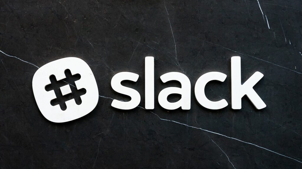 Slack met les agents IA au travail devant toute l'équipe
