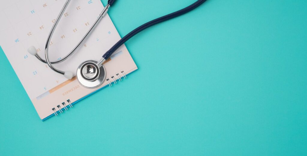 Blue Cross impute 942 millions de dollars à l'IA des hôpitaux